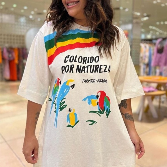 FARM Rio “Colorido Por Natureza” Parrot Graphic Tee Off White Size M NWT - Picture 2 of 12